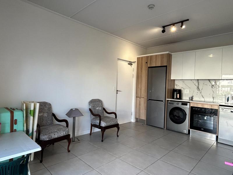 To Let 1 Bedroom Property for Rent in Sandown Western Cape